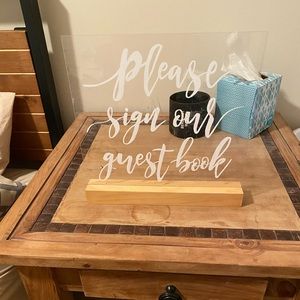 Acrylic guest book sign Wedding Decor